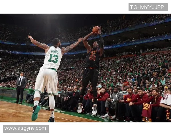 2018年NBA东部决赛第二场骑士与凯尔特人激战回顾与精彩瞬间分析