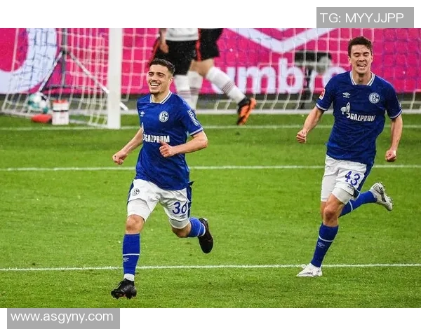 沙尔克04与勒沃库竞技场激战即将上演谁能在德甲赛场笑到最后